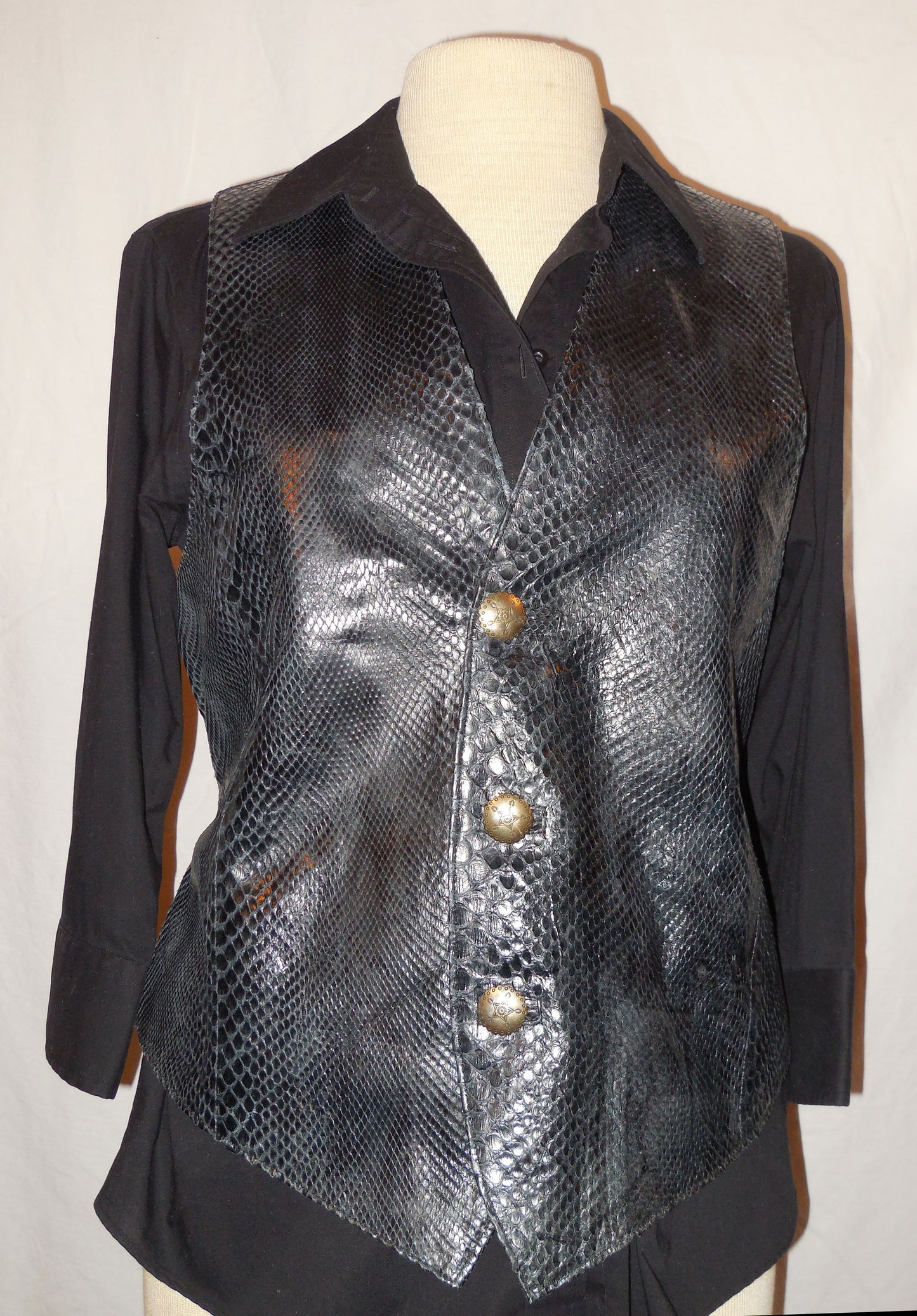 snake-skin-vest